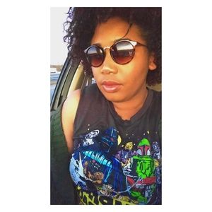 Meet your Posher, Michelle